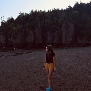 Meet your Posher, Corinne